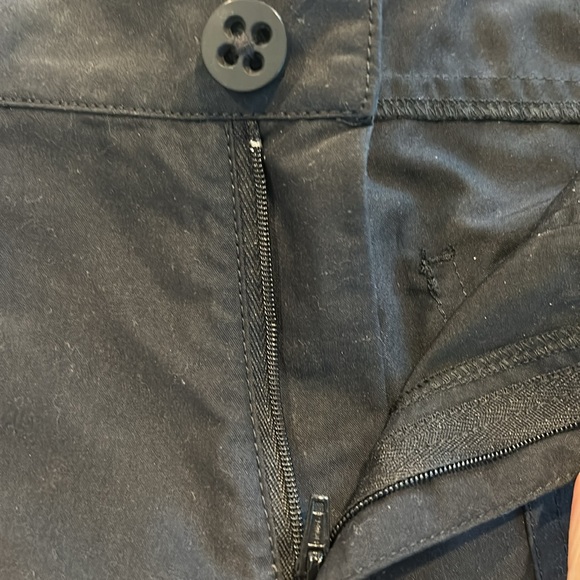 Women’s Merrell Black Shorts size 6 - Picture 3 of 8